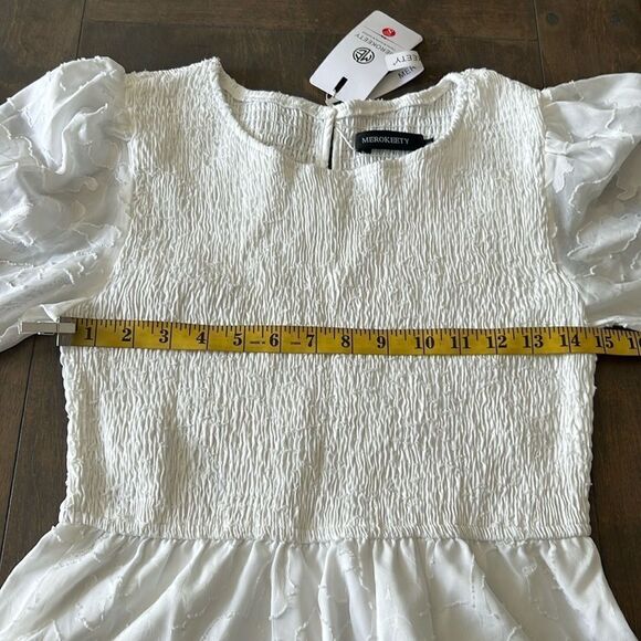 ZESICA FLORAL LACE FLOWY SHORT SLEEVE SMOCKED MIDI DRESS - Picture 11 of 16